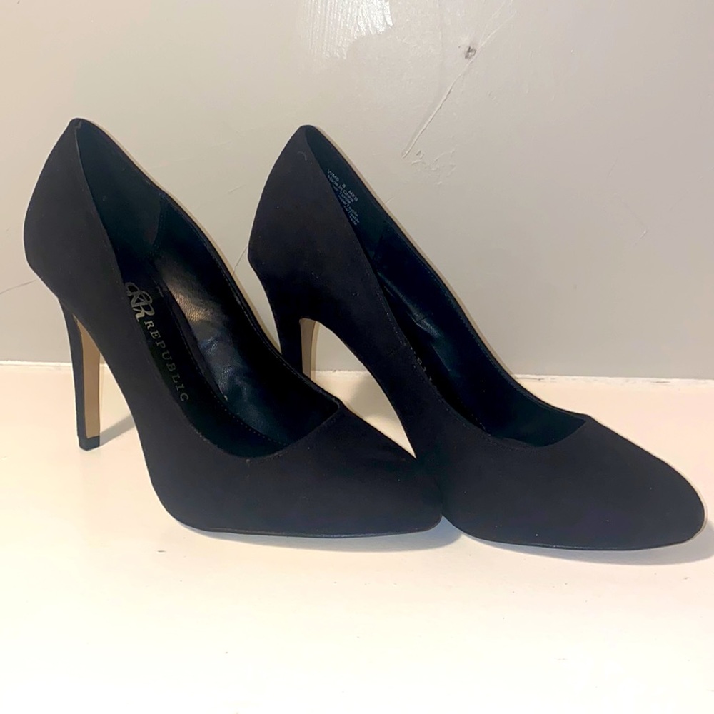 Black heels